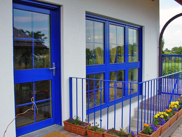 Fensterausstellung  in  Neuschönburg